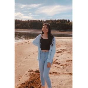 Meet your Posher, Eva